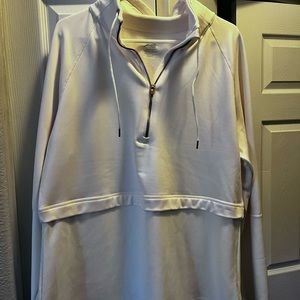 Off white sweat shirt.